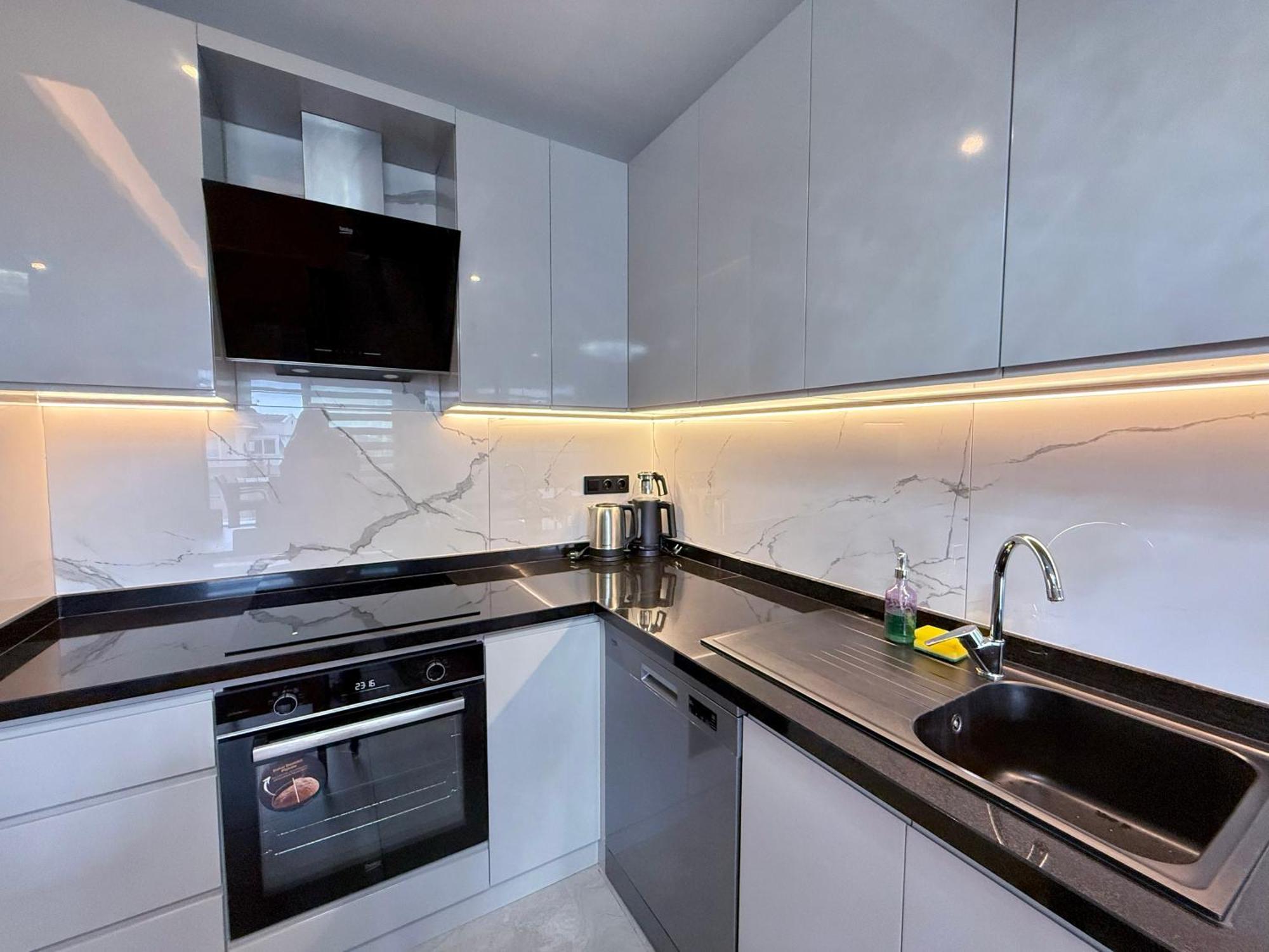 Sa Apartments! 1bd Flat 450m To Cleopatra Leilighet Alanya