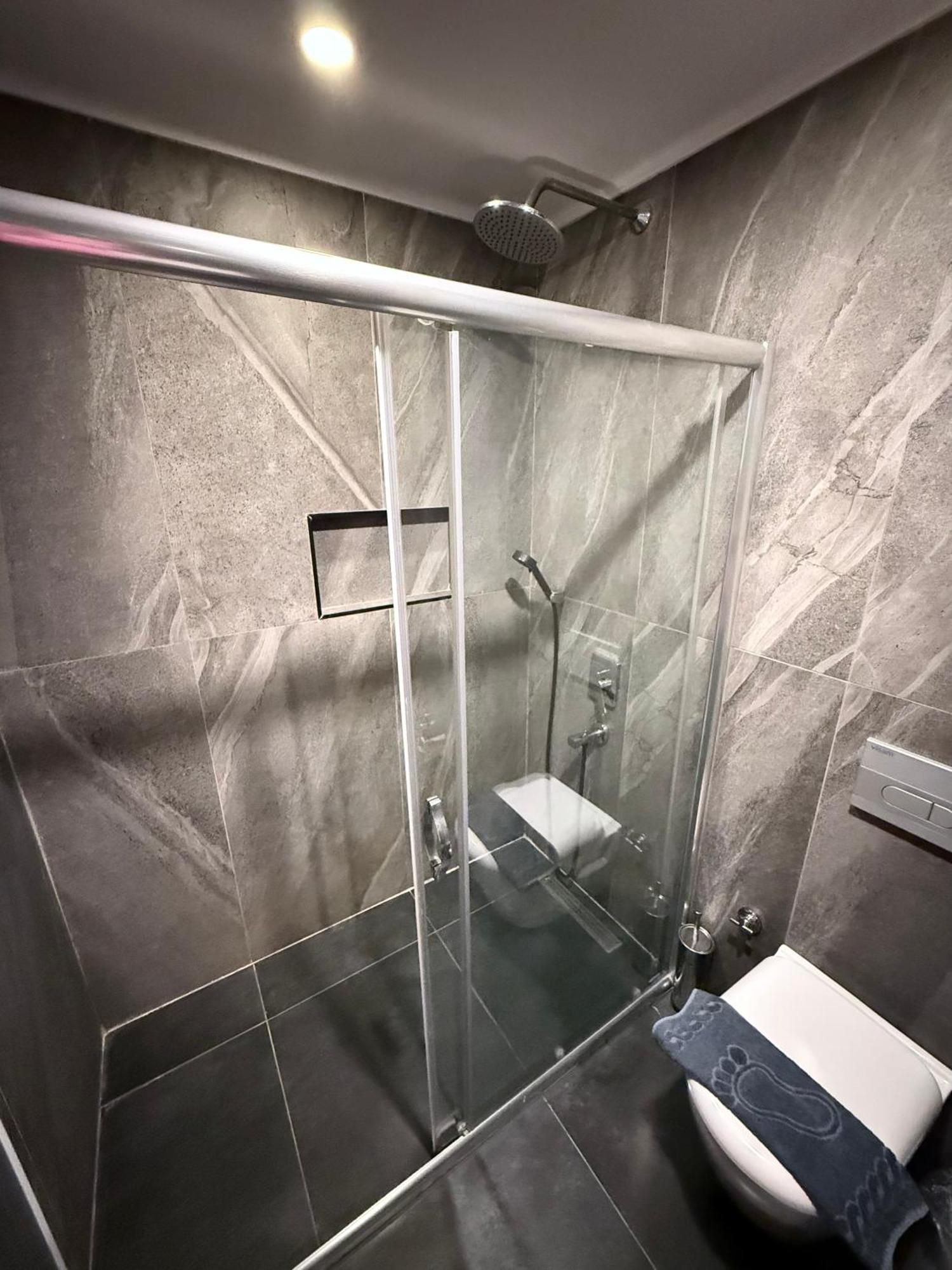 Sa Apartments! 1bd Flat 450m To Cleopatra